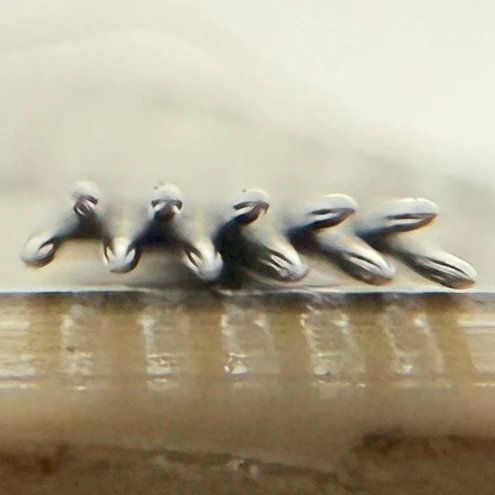 CREAM NEEDLE ON BAR - Image 11